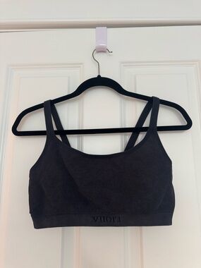 Vuori Black Helix Seamless Bra Size Large